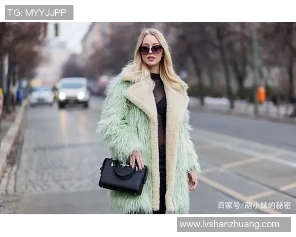 足球明星入场时尚穿搭大揭秘引领潮流的运动风格与个性魅力